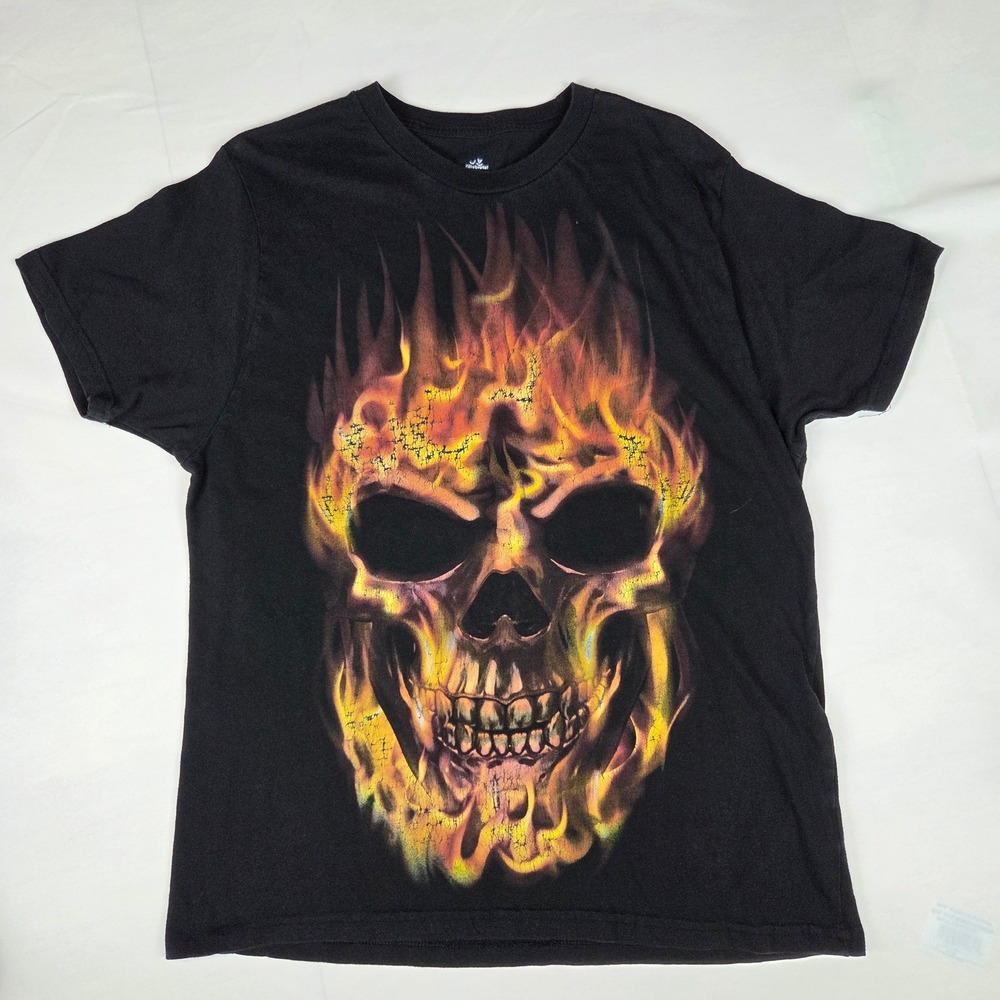 Way To Celebrate Men's Black Flaming Skull Halloween T-Shirt Size‎ L